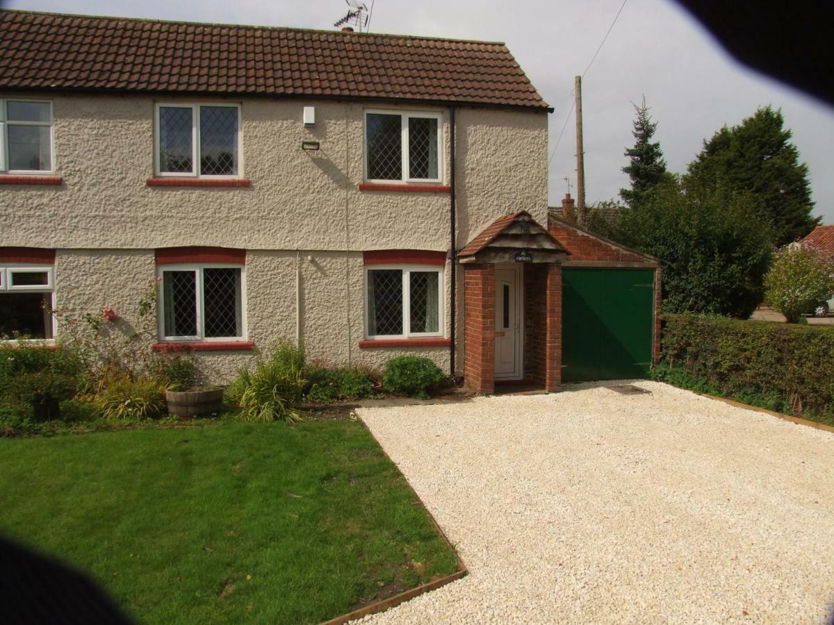Firtrees Villa Selby Exterior photo